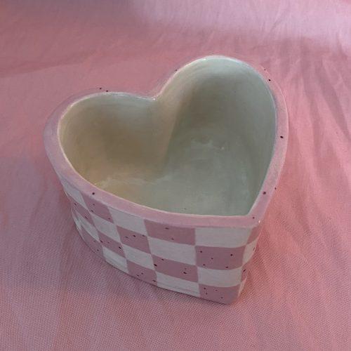 Checkered heart mug